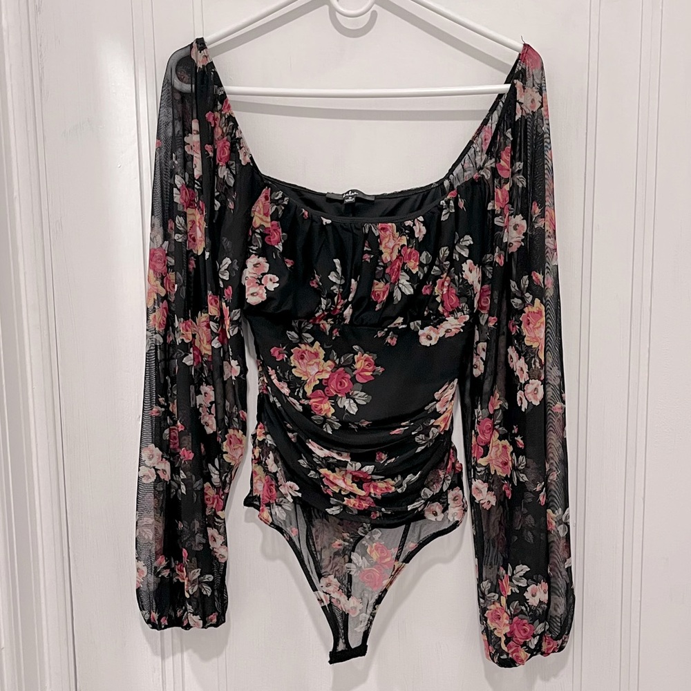 Lulus Floral mesh sleeve bodysuit, M